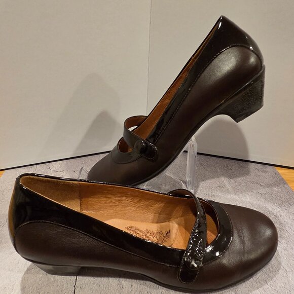 Sofft Saffron Mary Janes - Mahogany Brown - Size 8.5 - Picture 3 of 4